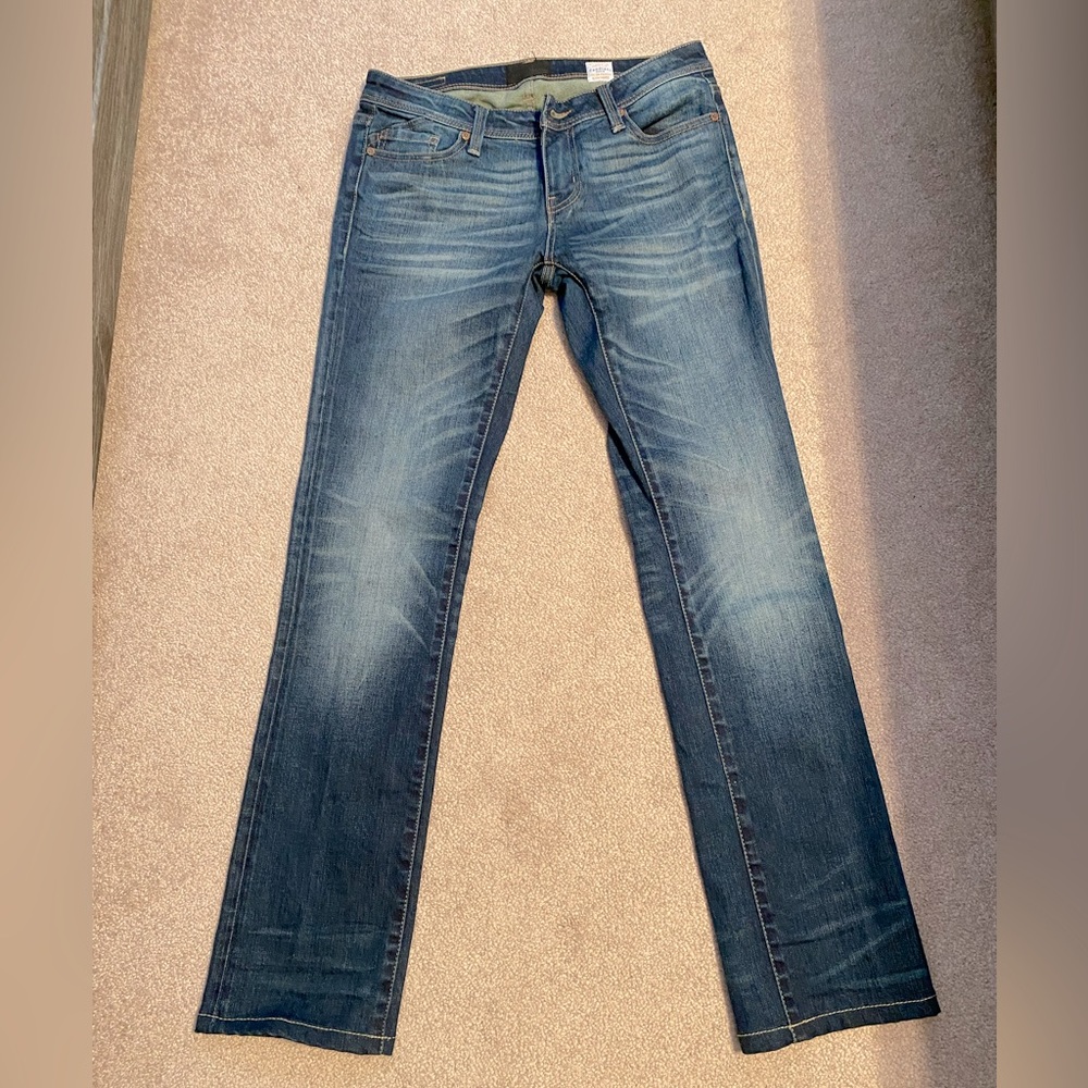 Buckle Black straight leg jeans